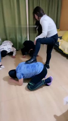 【晴儿】群调-姐妹花群魔乱舞玩sm【双视角版】 bf22107