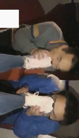 vivi,跨年夜车展遛狗