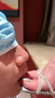 【简一】凉高跟挑战玩双奴 bf19776