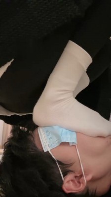 【阿月】萝莉主-舔脏鞋底/吃白袜 bf22046