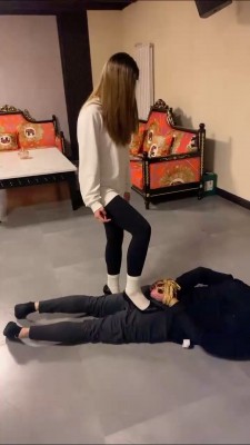 【星染】精神小妹反绑奴隶狠虐 bf23108