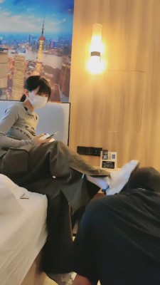 【暴力美学】推荐-圈养宠物晨起伺候 bf19832