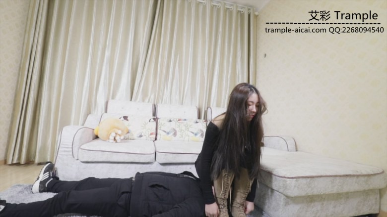 苏三骑马钻跨 坐脸