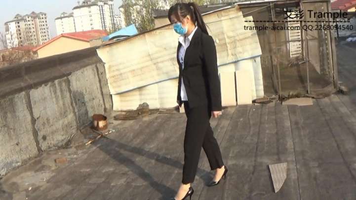 女主职业装高跟物体粉碎2_HD绳艺资源