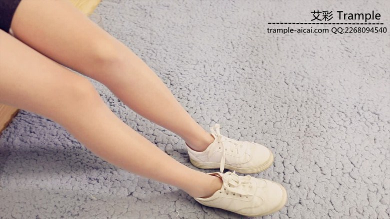 女巨人透明丝袜pov