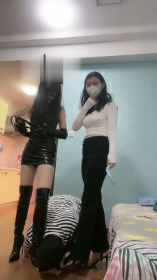 【月影儿】和闺蜜一起玩弄绿帽男友【双视角版】 bf19241