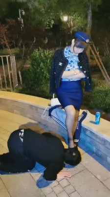 【雨晴】跟踪空姐的下场 bf11799