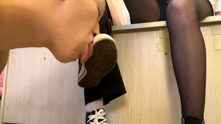 【W.K.T】—踢废贱根后的疗养 YC-221105-4