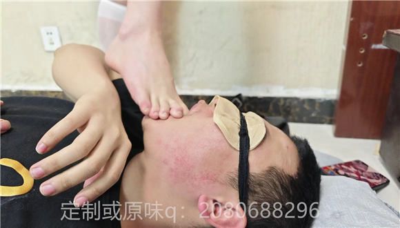 娇娇吐口水满脸羞辱_HD绳艺资源