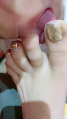 【一诺大小姐】沐足店当着素人面调狗【完整版】 bf18567