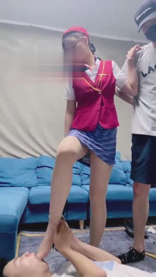 【芋圆】空姐把乘客当狗虐 bf15489