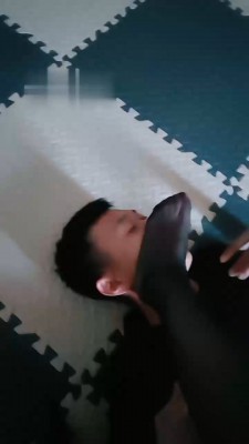 【魅影女神】高跟鞋踩虐【续集】 bf18846