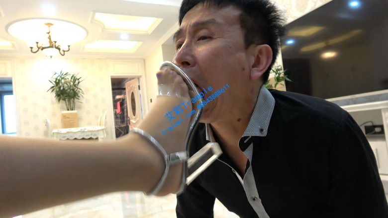 羞辱折磨被绿的老男人