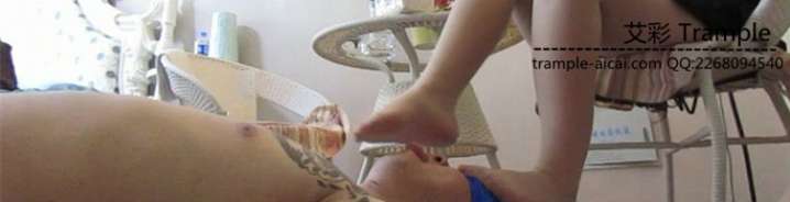 【晓公主】警服肉丝高跟脚虐家奴哇哇叫