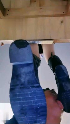 【猫神大人】学生S长靴吊绑老师虐【双视角版】 bf17686