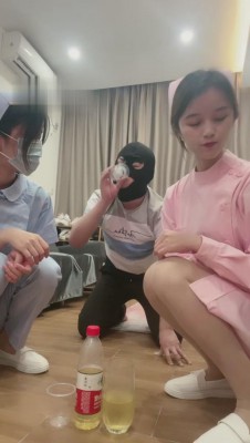 【诗诗】双护士治疗病人【双视角版】 bf10171