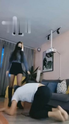 【猫神大人】长靴黑丝御姐暴力鞭打 bf17482