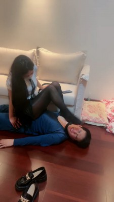 【桃幼幼】JK黑丝御姐五花大绑虐师兄 bf21401