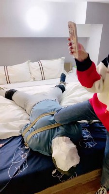 【美离子】五花大绑强制圣水加官窒息 bf23281