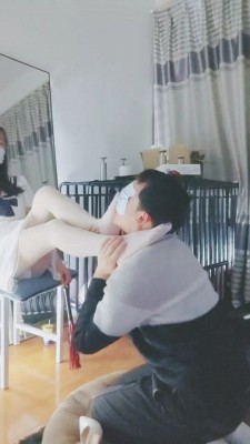 【桃子老师】白丝高跟恋足调 bf22963