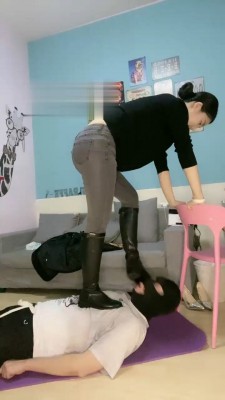 【嘉文】开发昔日同学做脚奴 bf21441