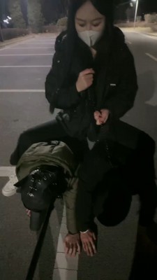 【桃幼幼】学生主户外溜双狗 bf23005