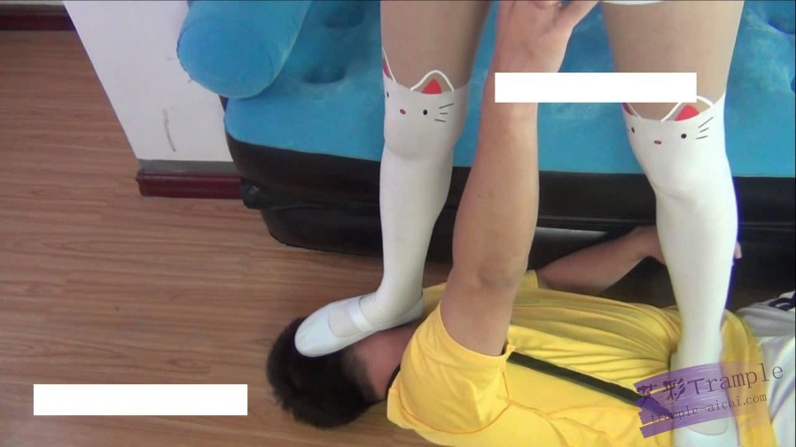 甜儿公主报复男老师 G-1398