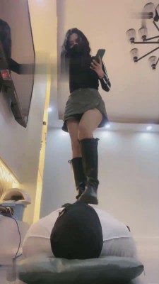 【初见】长靴全体重踩踏狗 bf17360