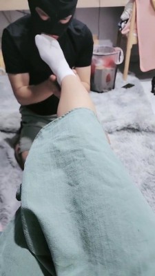 【嘉妮】贱货第一次被调 bf19895