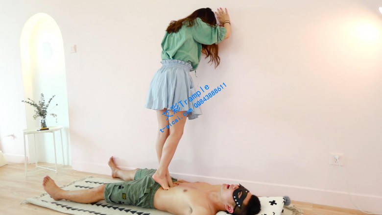 『奴隶岛』—重磅处女作！灵灵S多次插吐深喉