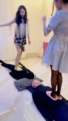 【冷鸢大大】姐妹欢乐跳踩 bf22217_HD绳艺资源