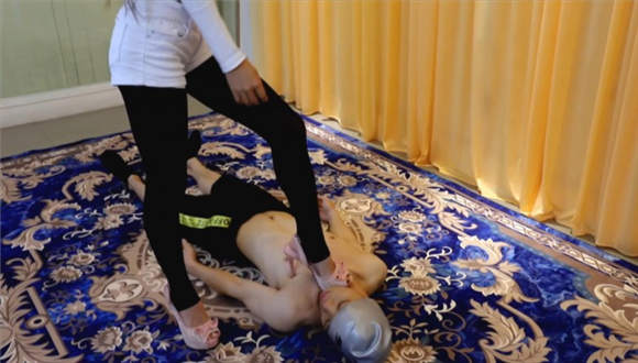 〖H.P.L栖心之栈〗—芷晴妖娆夹脖子