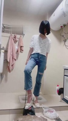 【狗哥】素人小姐姐羞辱厕奴 bf15704