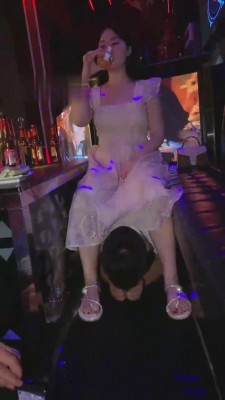 【依艺】酒吧初体验之呕吐【双视角版】 bf15268