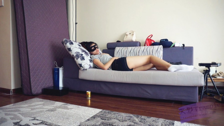 『小妮女女』校花迷药收拾学霸