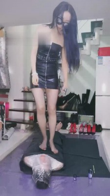 【叶子天津】木乃伊全体重踩踏 bf15229