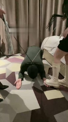 【甜桃】双S-镣铐捆绑狂抽【双视角版】 bf21873