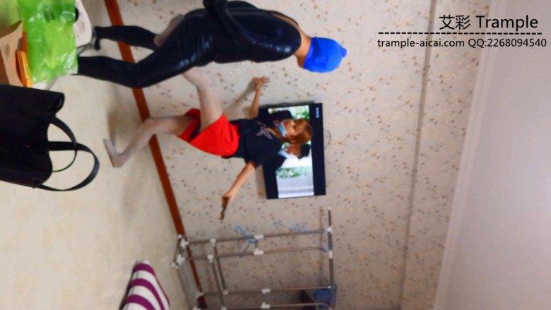 【燕子姐的人肉沙包】