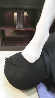 【红杉】小姨子勾引姐夫被抓包【双视角版】 bf18751