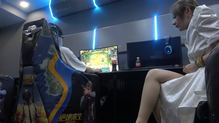 【彼岸花】导员踢踹教育网瘾少年 YC-211221-8