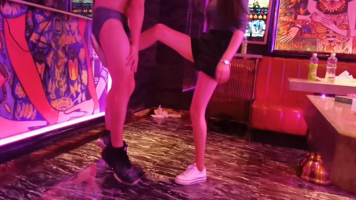 【王某人】KTV超暴力踢裆 YC-220216