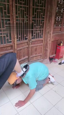 【悠悠大魔王】古城户外戏耍偷拍狂【双视角版】 bf18130