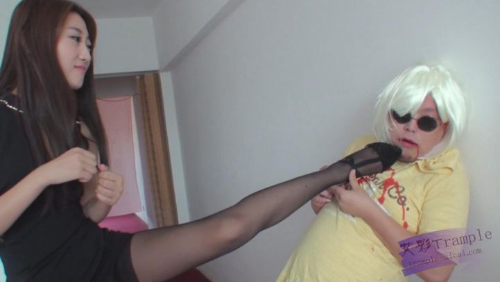 女特工夜叉执行死亡任务