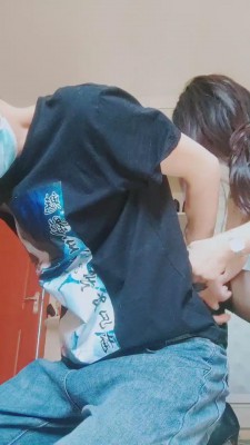 【魅影女神】长靴踩乳碾压 bf18837_HD绳艺资源