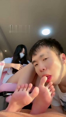 【桃幼幼】圈养男友伺候起床 bf21612