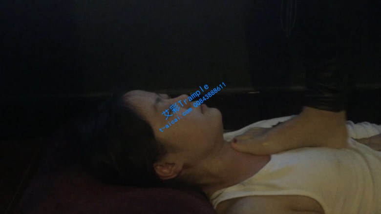 最强女m祝大家元旦快乐！上新！