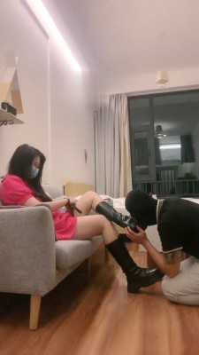 【小戚】捂了一天的长靴棉袜脚 bf18791