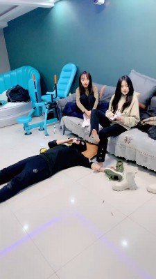 【精神小妹】户外搭讪学生妹回家调我 bf22541