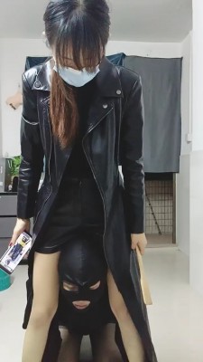 【美娜格格】发现老爸居然是个奴 bf23071