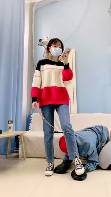 【美离子】帆布鞋强迫路人做狗碾压踩打踢 bf23271